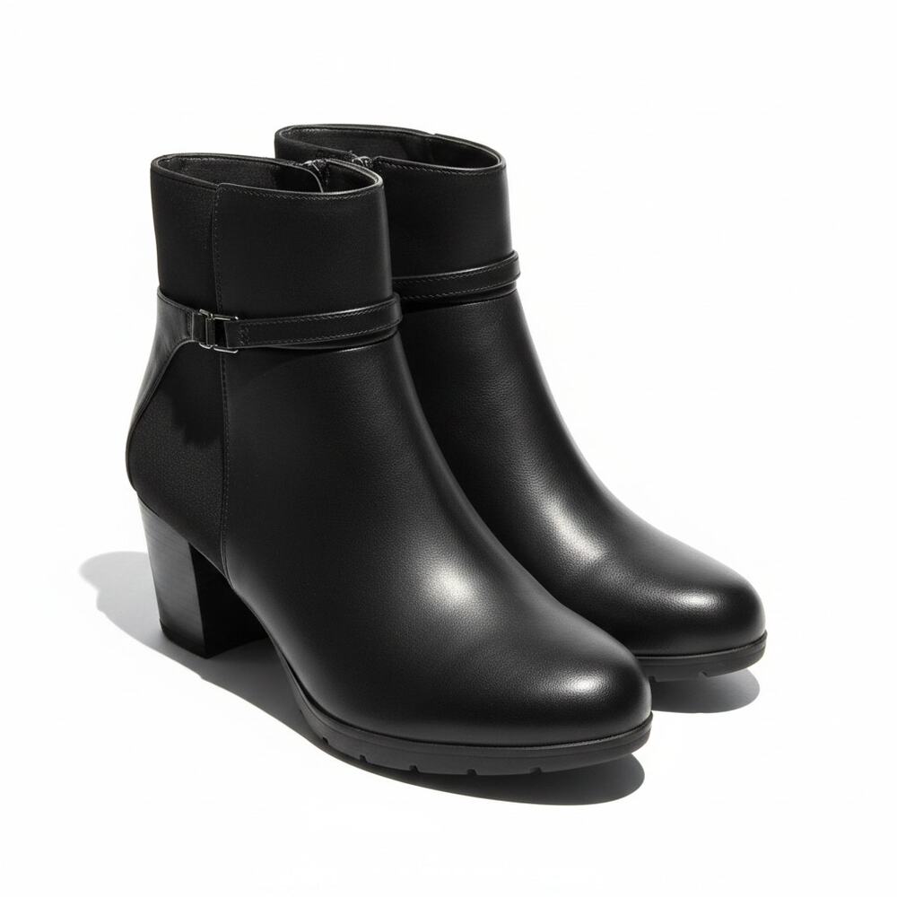 Anne Klein Women's Romi Fashion Boot Size 6.5